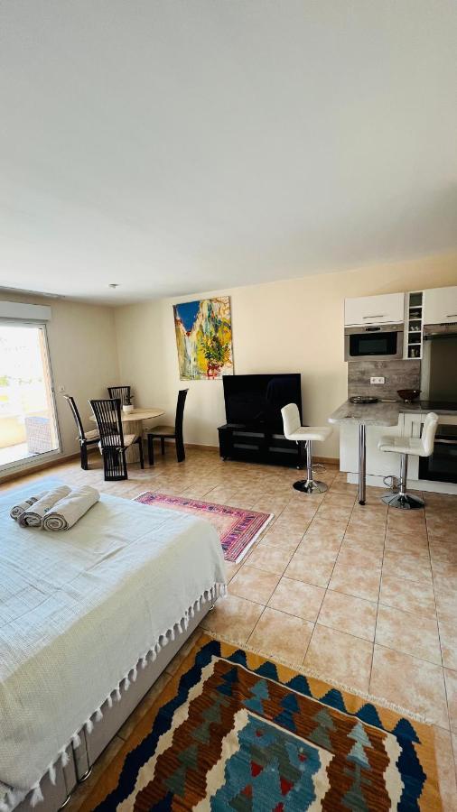Mari Stunning Apartment Next To Monaco With A Sea View Terrace Босолей Екстер'єр фото
